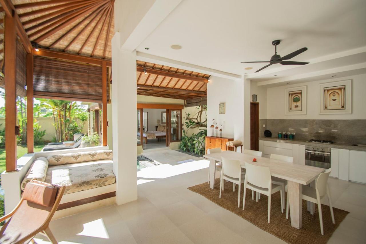 סמיניאק Villa Shanti, Sitara Villa Group מראה חיצוני תמונה